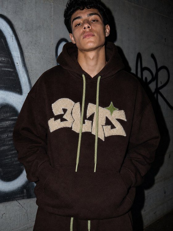 Custom hoodie manufactured by DUOCAIYEARS